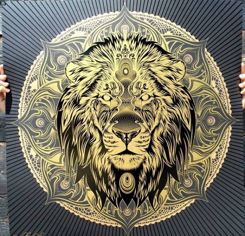 Chris Saunders - Lion Mandala - Solid Gold Edition