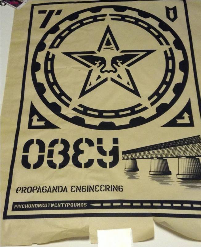 Shepard Fairey - Obey Giant Engineering 00 - Paster Edition