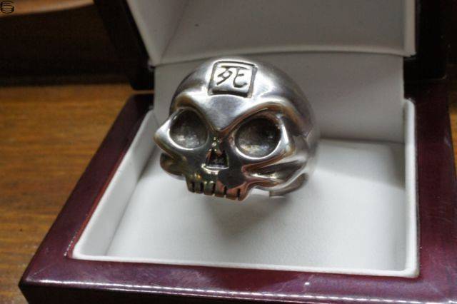 Skullhead Ring