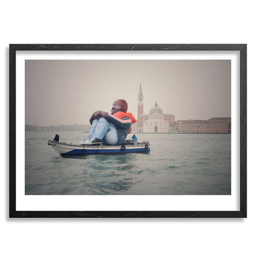 Inflatable Refugee