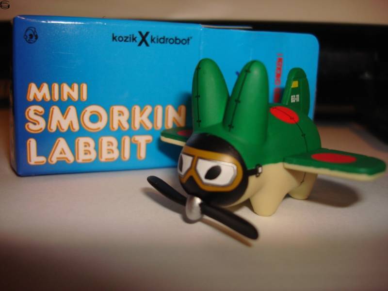 Frank Kozik - Smorkin' Labbit Series 5 - Zero Airplane Edition